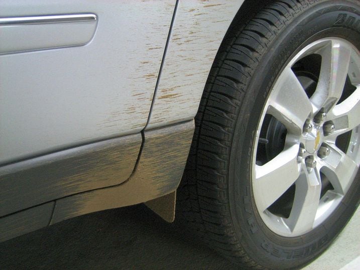 chevrolet traverse fender dirt whats that noise.jpg